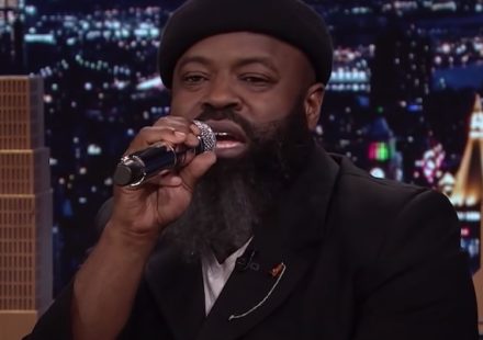 Watch Black Thought's Epic Speed-Rap On 'The Tonight Show'